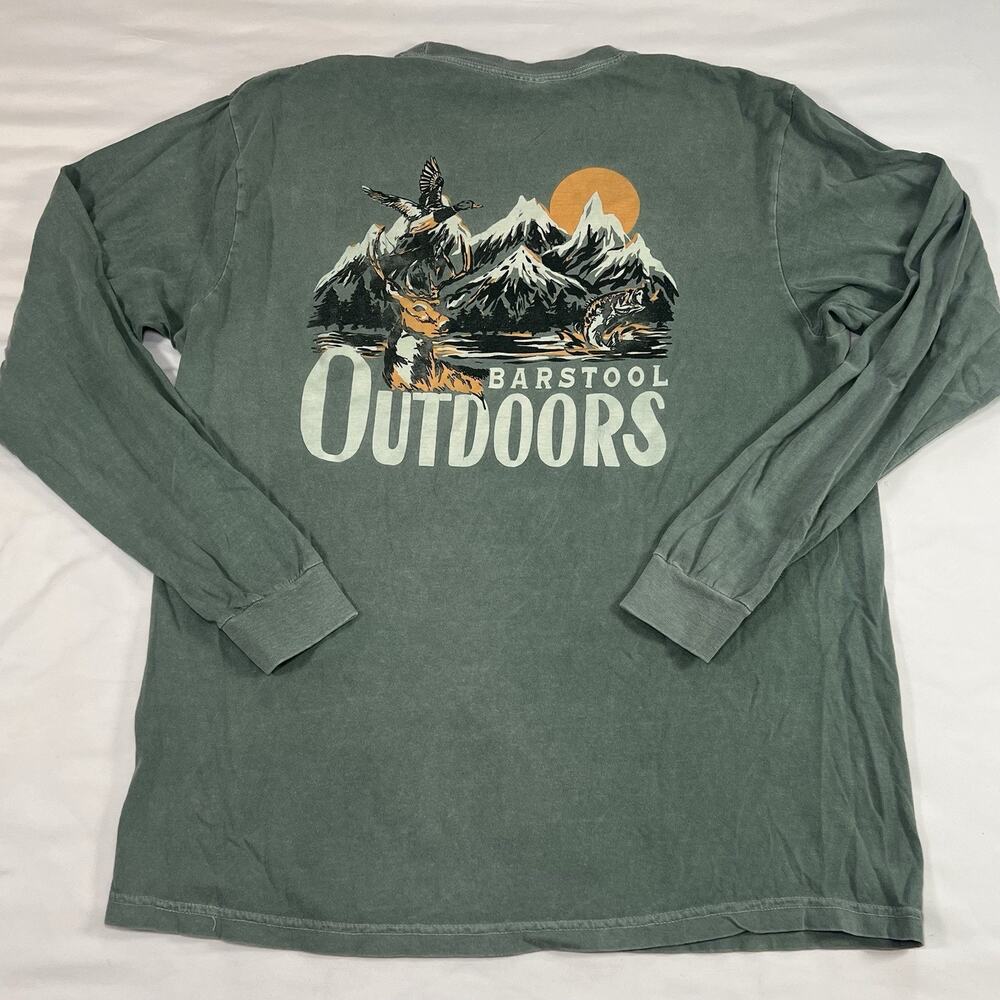 Barstool Sports Outdoors T Shirt Mens Size L Green Faded Long Sleeve Graphic Tee